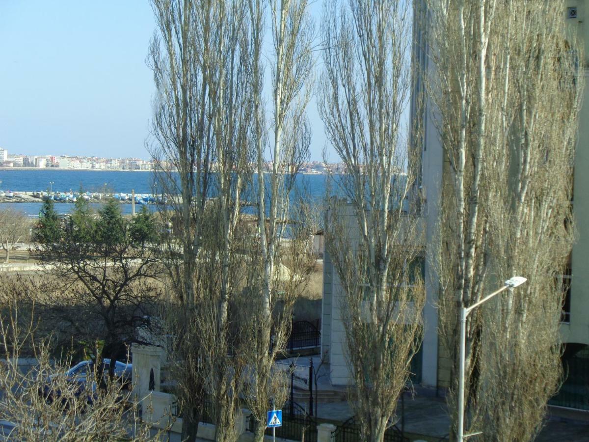 Nereya palace Art Aprtament Marina Apartment Pomorie Bagian luar foto